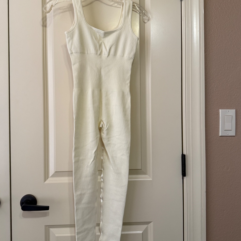 Tank Jumpsuit size Small - Picture 3 of 8